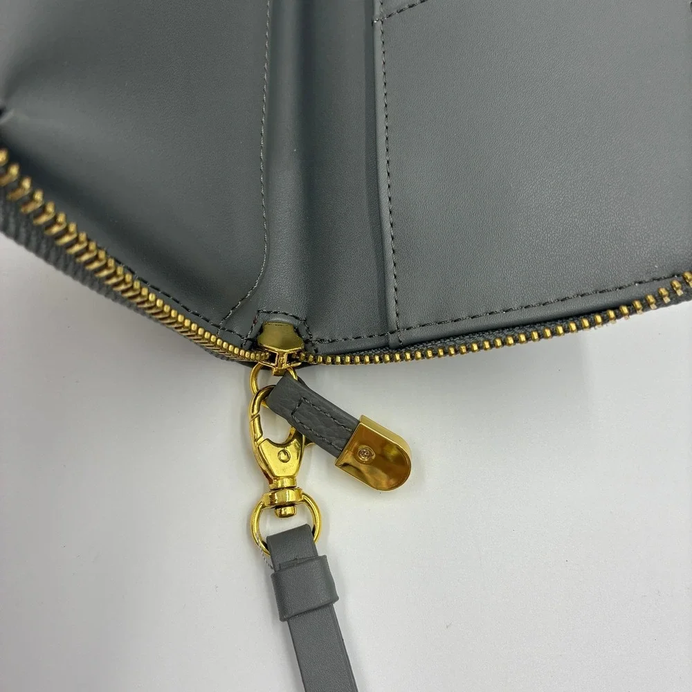 JOY & IMAN‎ Women's Green Pebbled Split Leather Zip  Wristlet Wallet Organizer